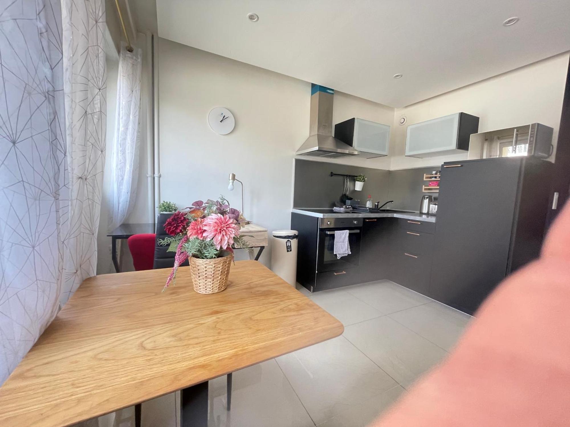 메스 Plantiere - Studio Centre Quartier Queuleu - 2 Personnes 아파트 외부 사진